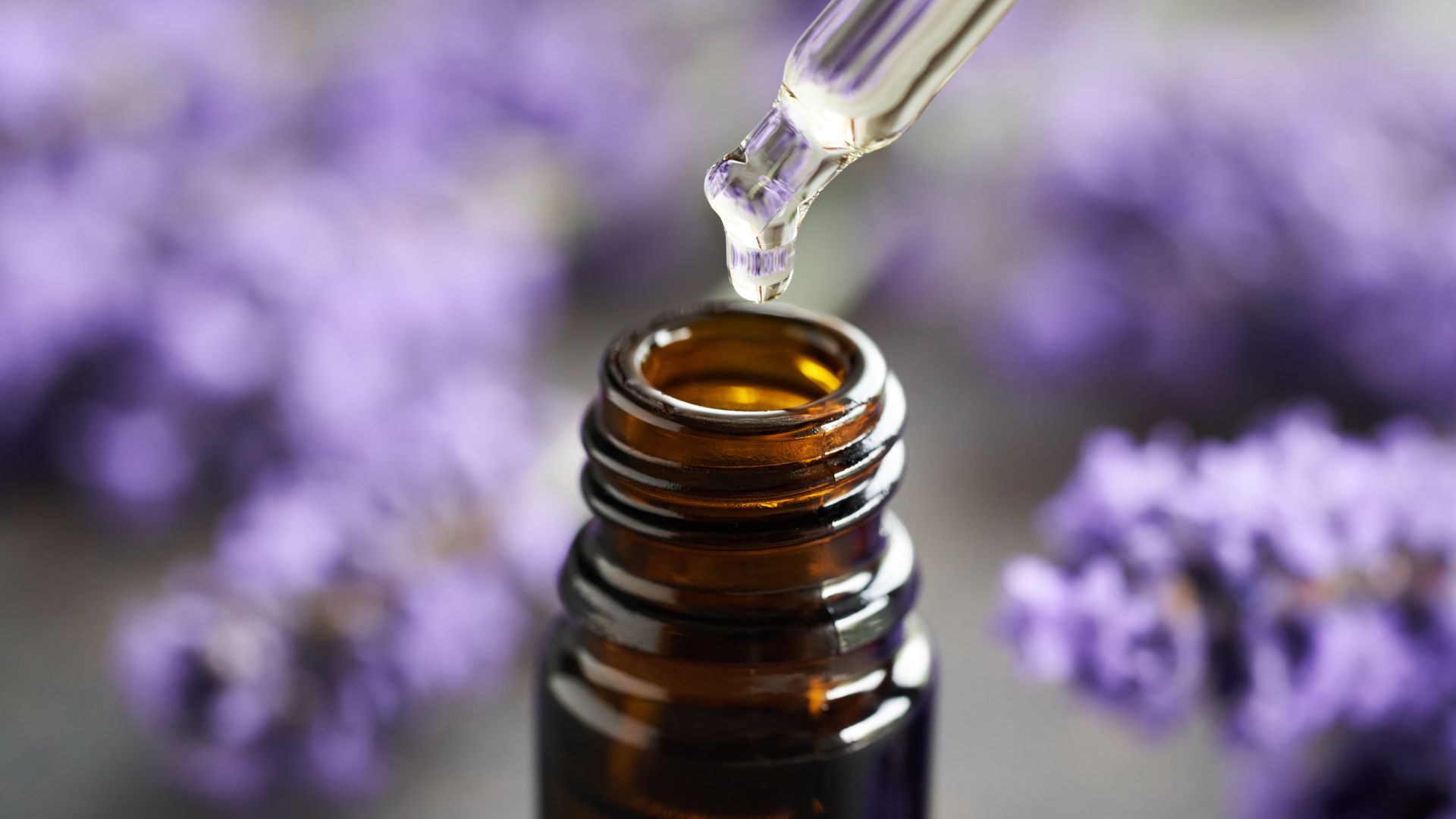 Doprajte deťom zážitok vďaka aromaterapii a esenciálnym olejomb